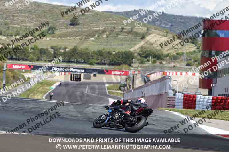 cadwell no limits trackday;cadwell park;cadwell park photographs;cadwell trackday photographs;enduro digital images;event digital images;eventdigitalimages;navarra;no limits trackdays;peter wileman photography;racing digital images;trackday digital images;trackday photos